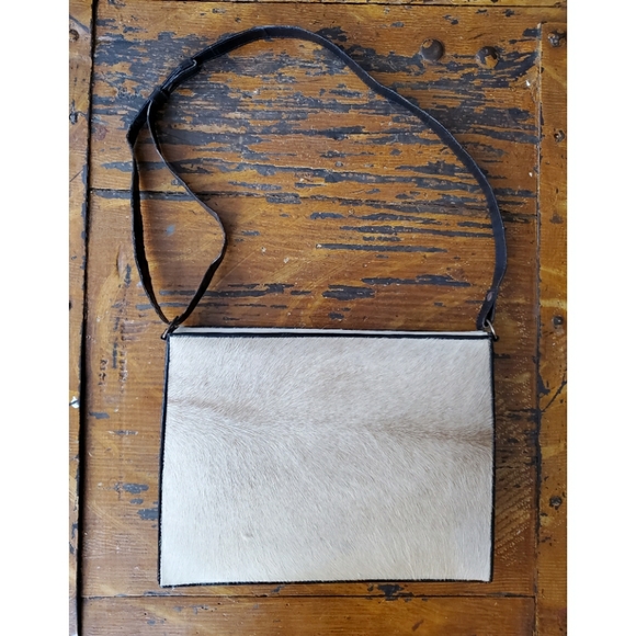 Ivory Cowhide Leather Purse - Picture 1 of 9